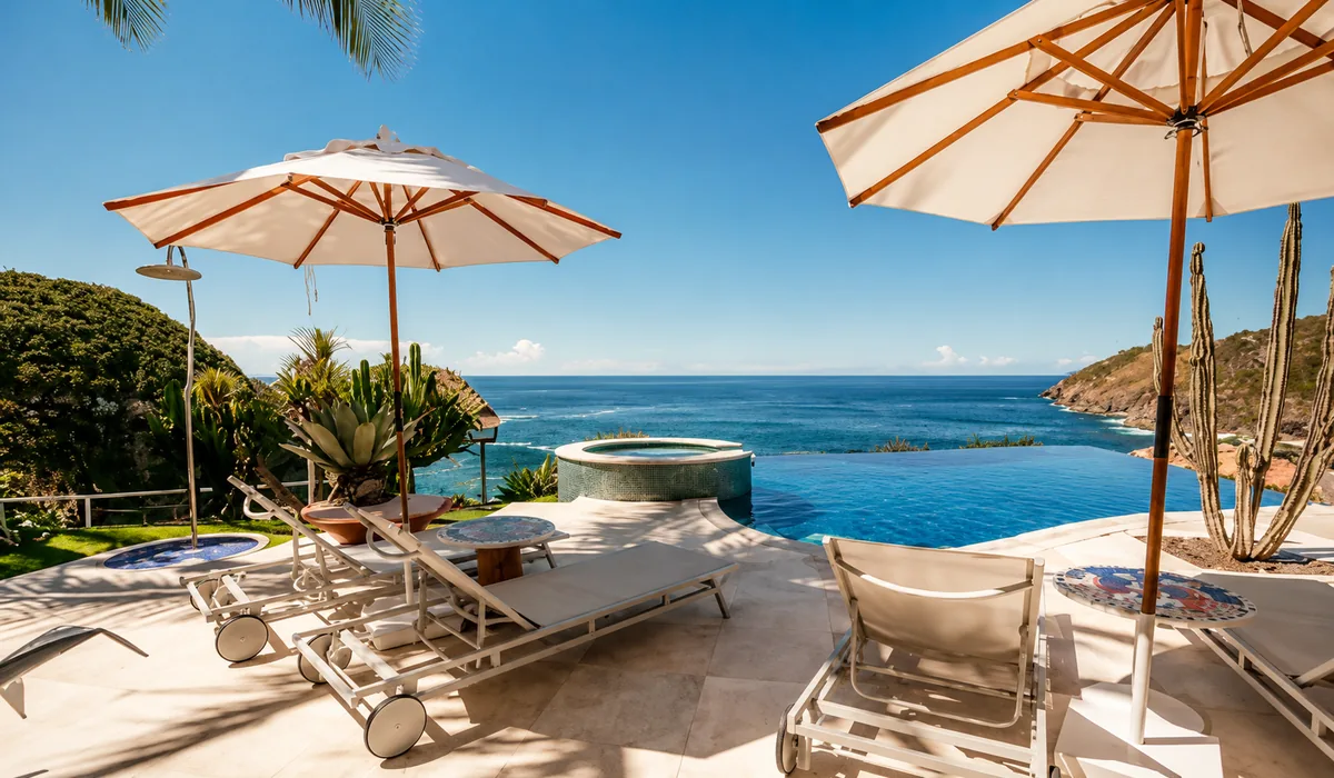 Cliffside Luxury Inn com vista panorâmica para o oceano em Búzios
